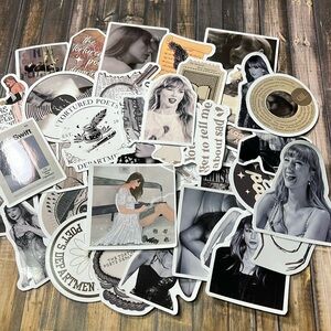 5for$10 Black And White Singer Taylor Swift 50Pc Stickers Notebook Accessories